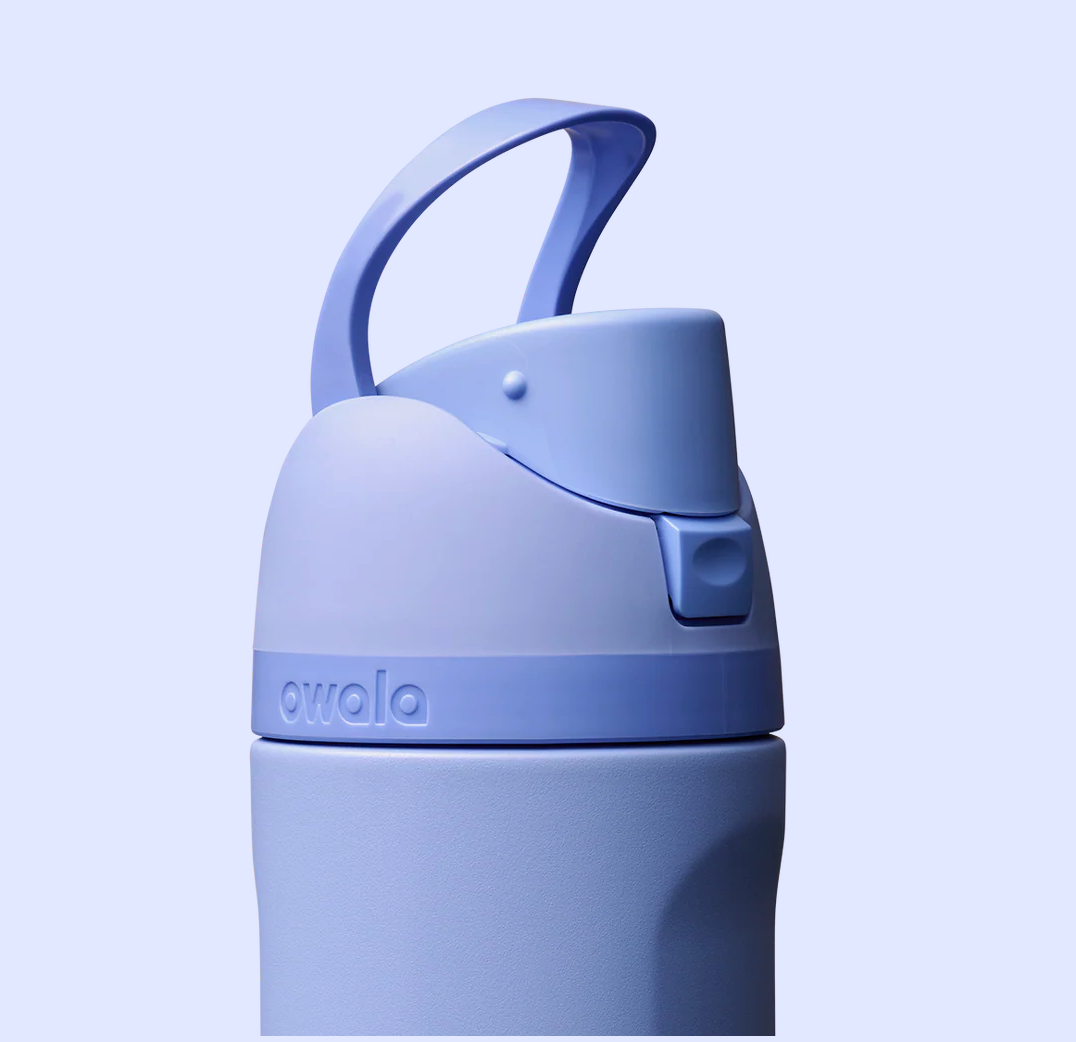 Owala FreeSip® Vatnsbrúsi Out of the Blue 24oz.