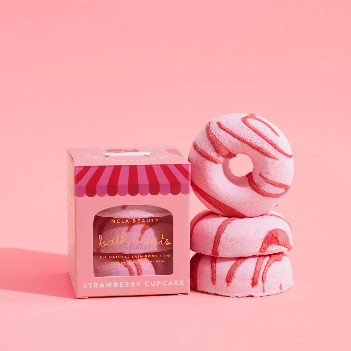 Bath Treats 3 stk. Baðbombur - Strawberry Cake