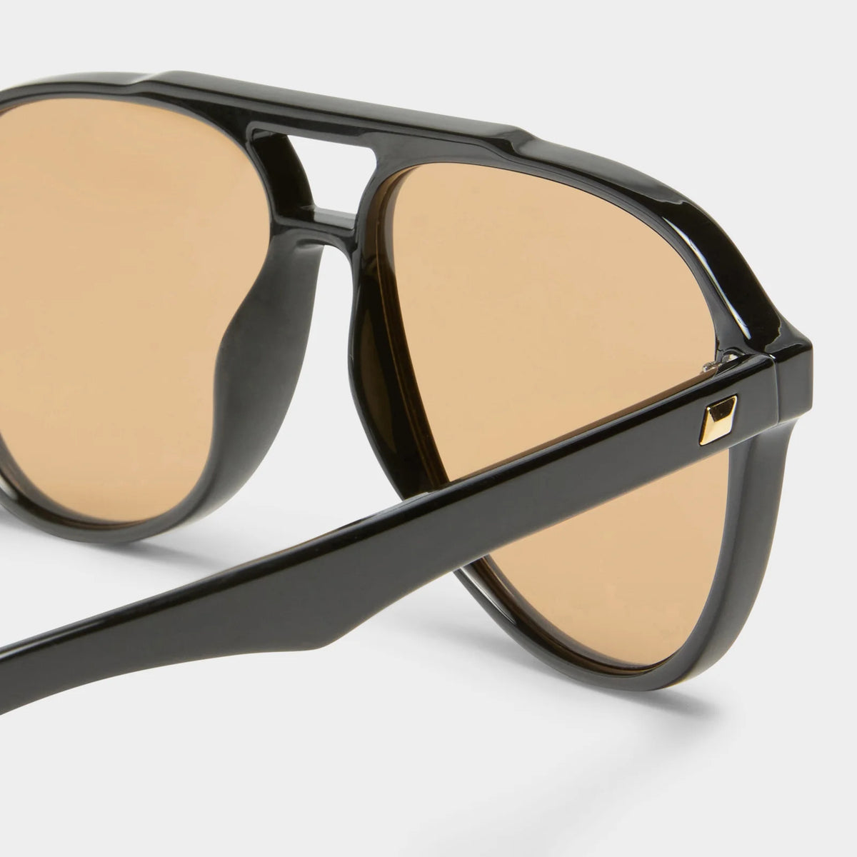 TRAGIC MAGIC | BLACK TAN TINT