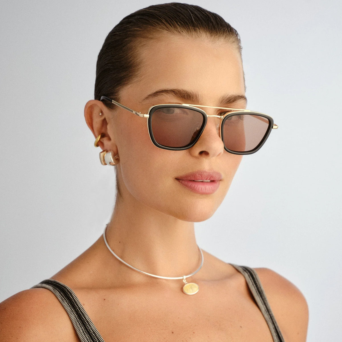 DIAMETRIC | GOLD BLACK
