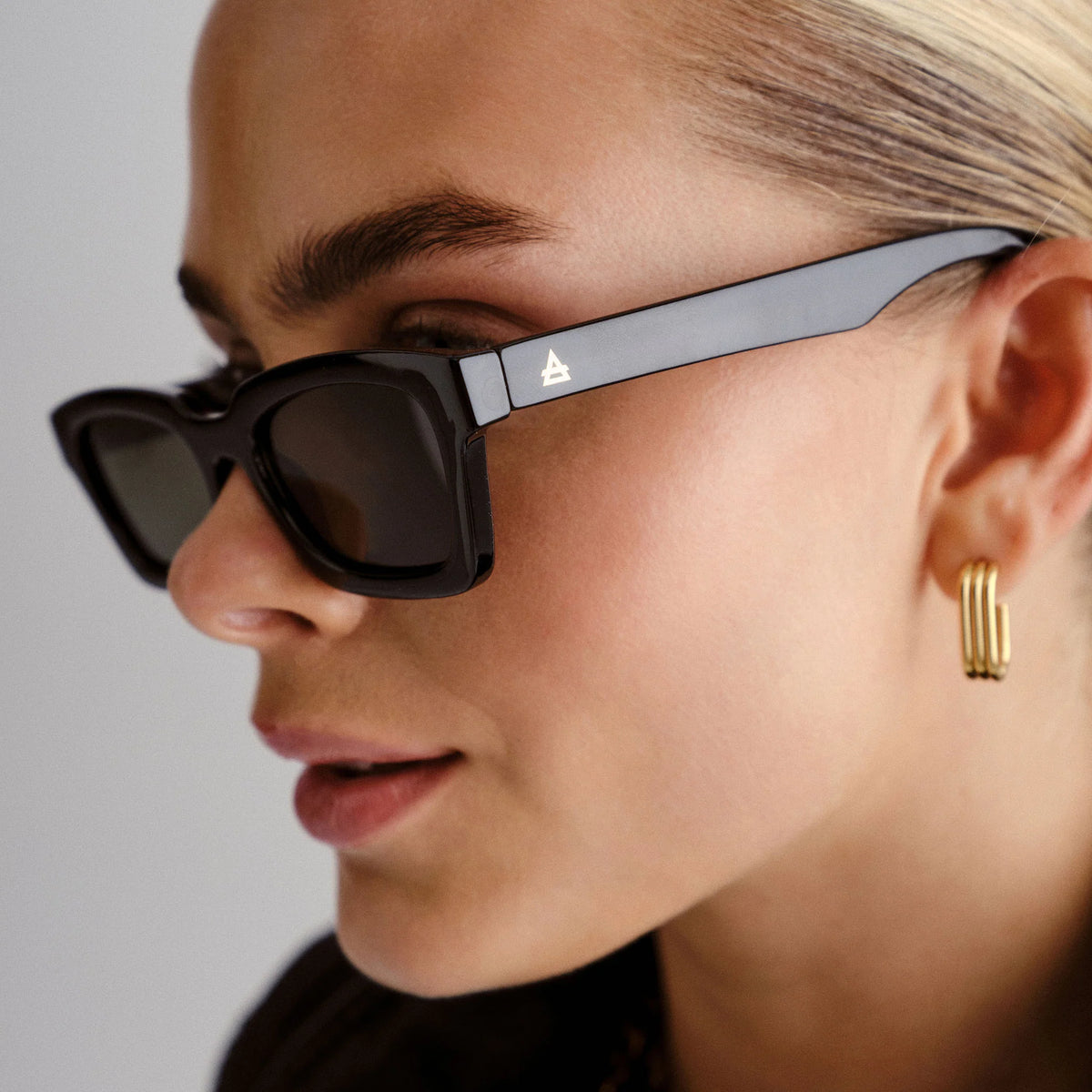Sculptor | Black Polarized