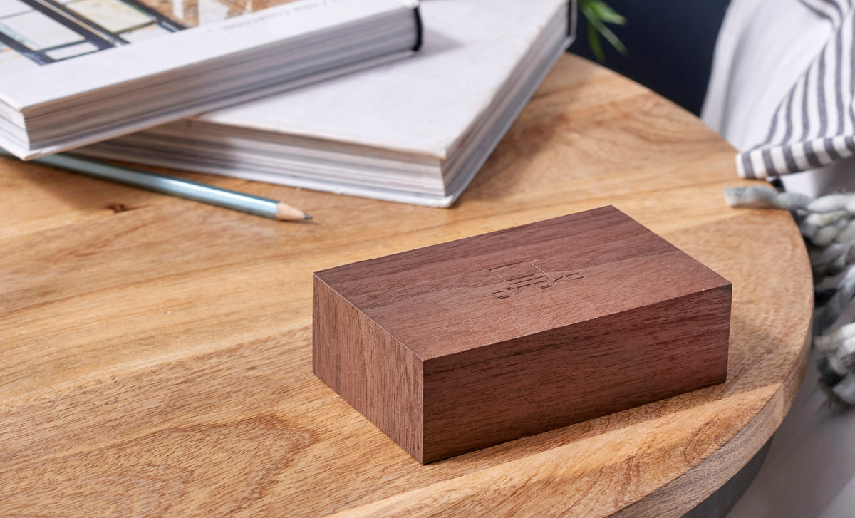 Flip Click Clock Vekjaraklukka Walnut