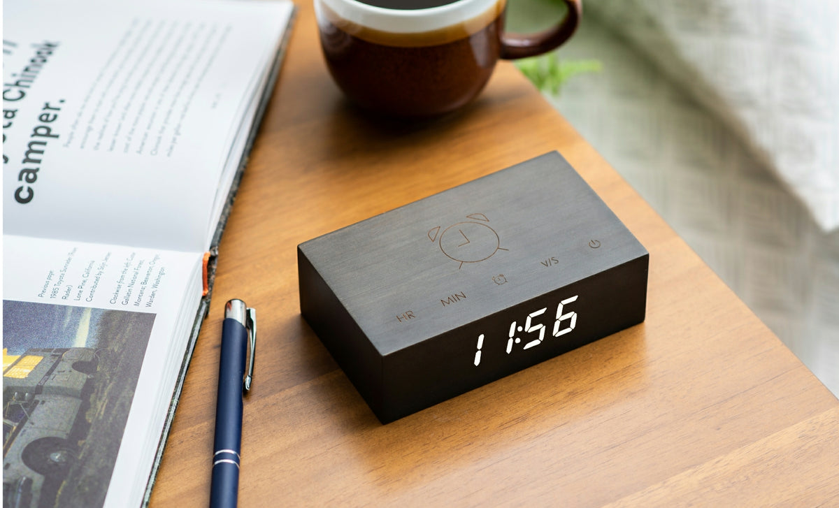 Flip Click Clock Vekjaraklukka Svört