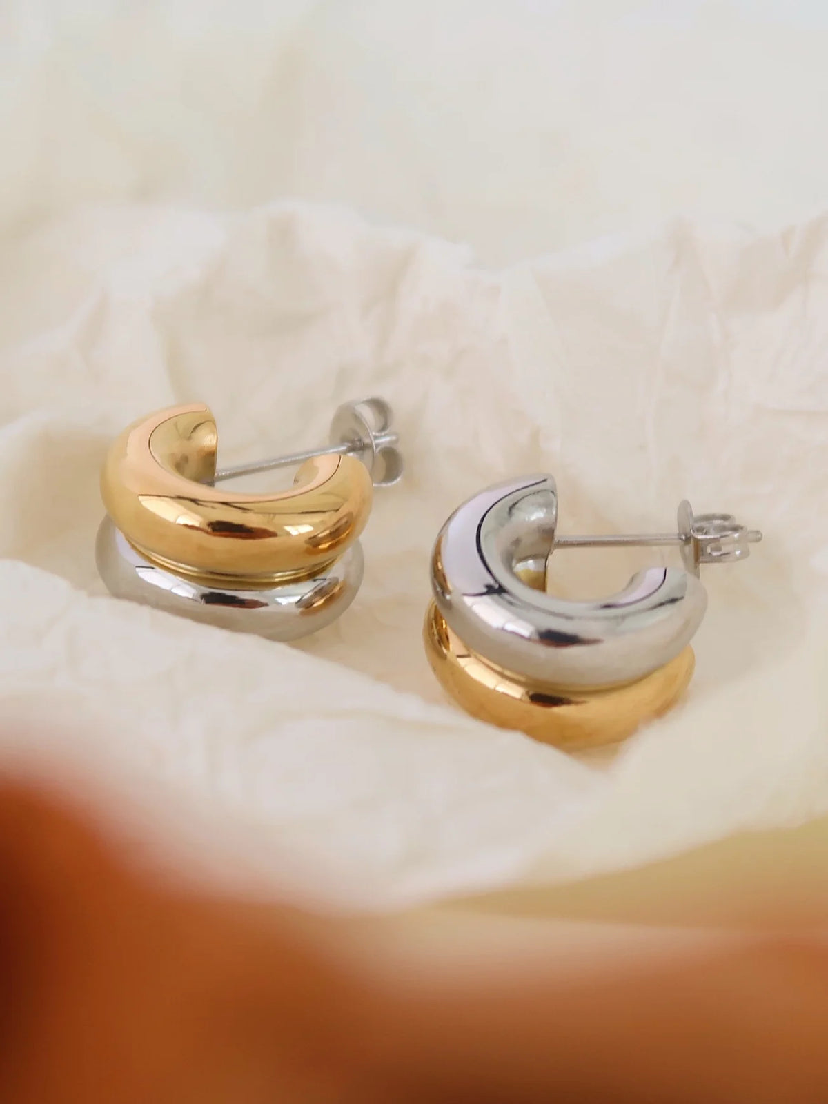 Gold/Silver Double Tone Hoops Eyrnalokkar