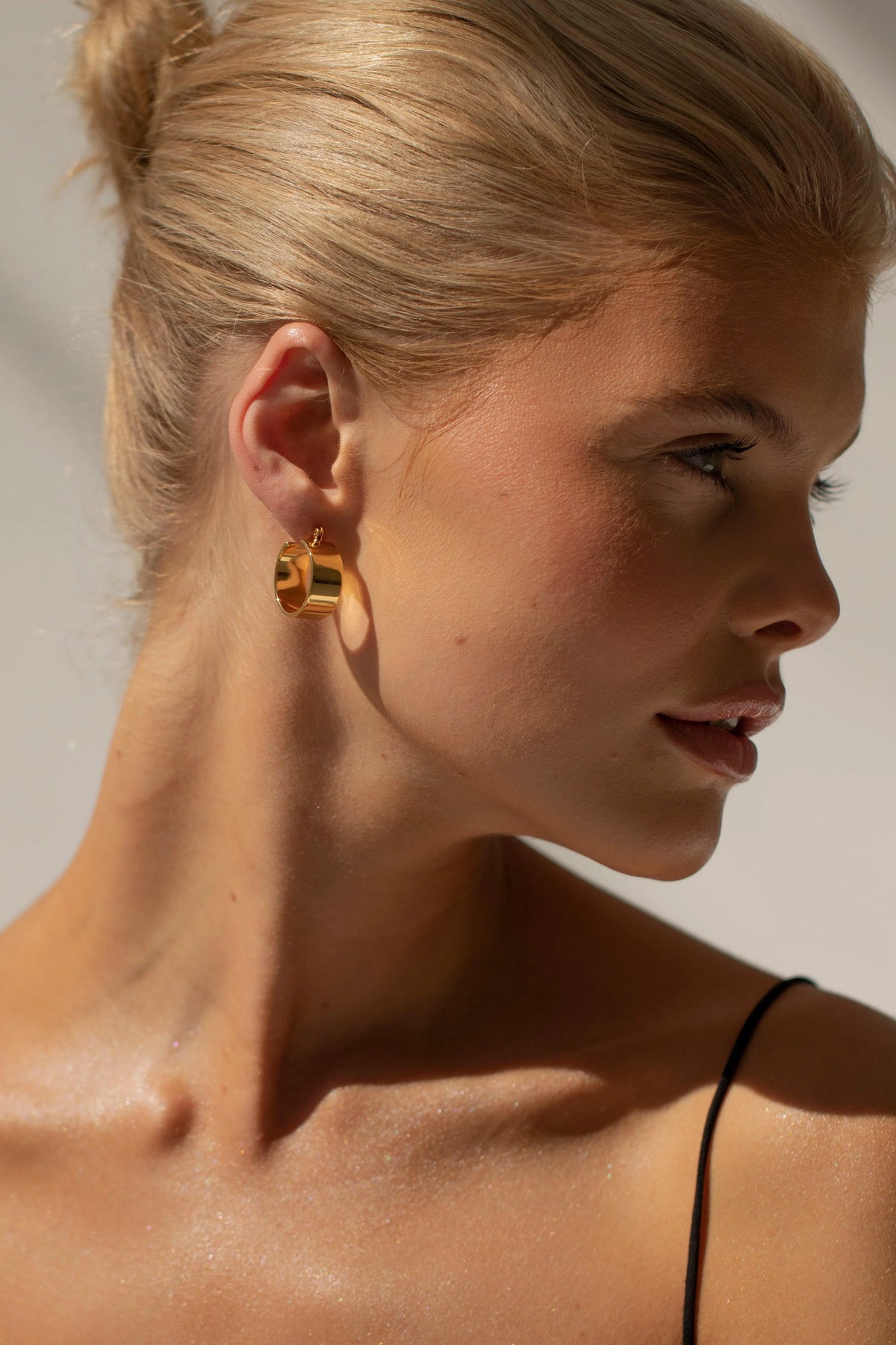 Eyrnalokkar Charlotta