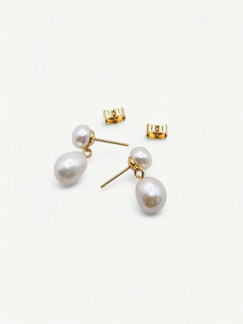 Freshwater Pearl Drop Eyrnalokkar