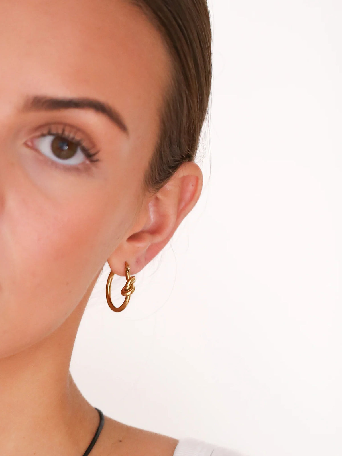 Ashley Knot Hoops Eyrnalokkar