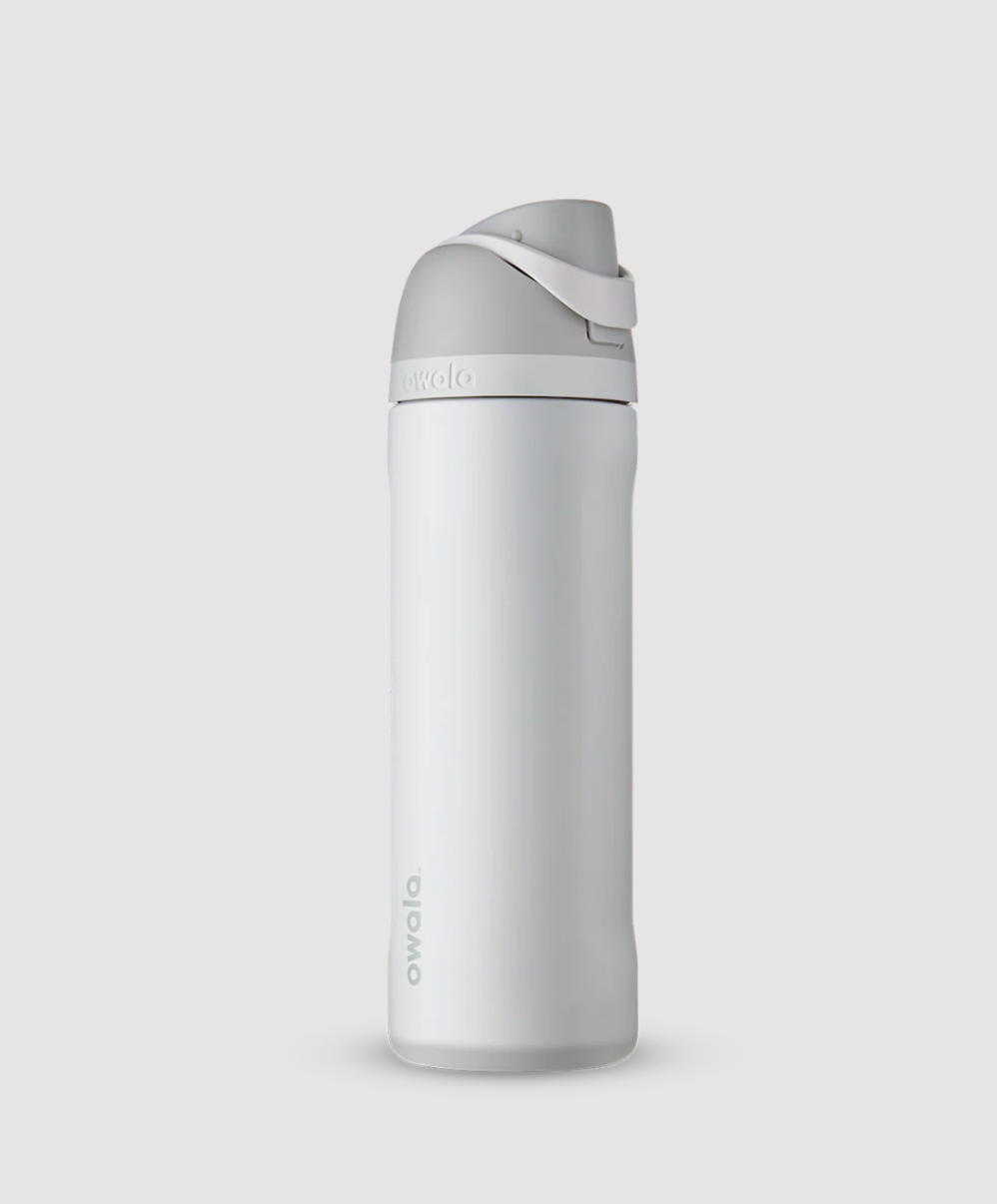 Owala FreeSip® Vatnsbrúsi Shy Marshmallow 24oz.