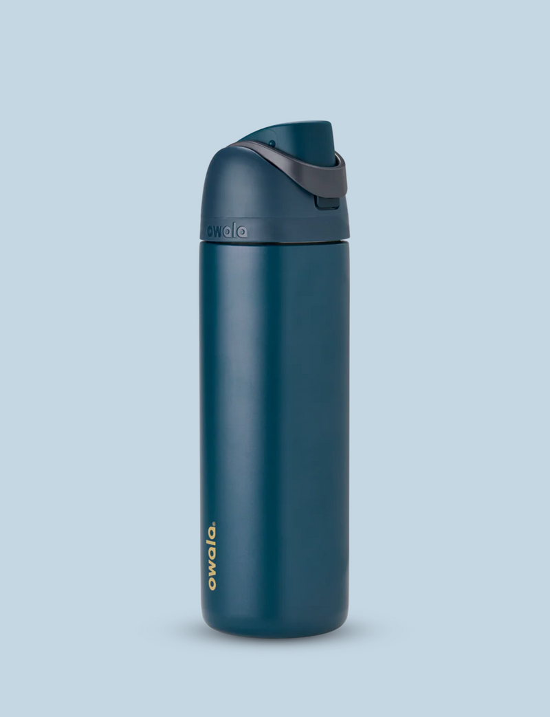 Owala FreeSip® Vatnsbrúsi Winter Nights 24oz.