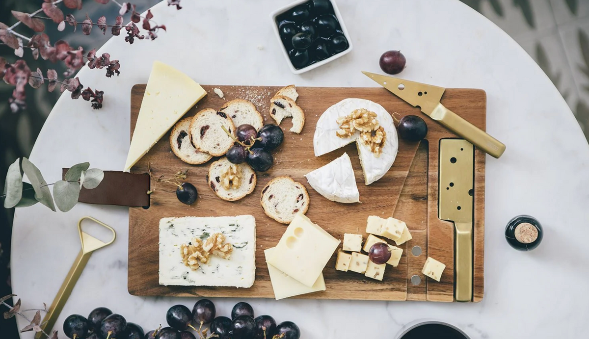 Cheeseporn - Bretti og Ostahnífar