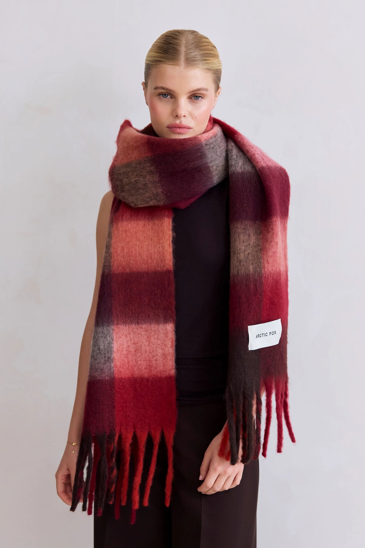 The Reykjavik Scarf - Winterberry Burgundy