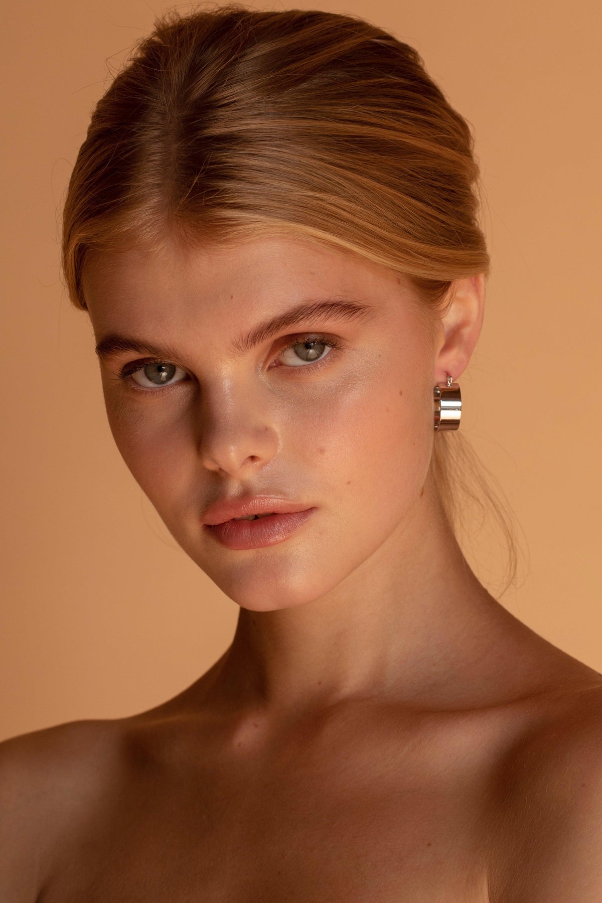 Eyrnalokkar Charlotta