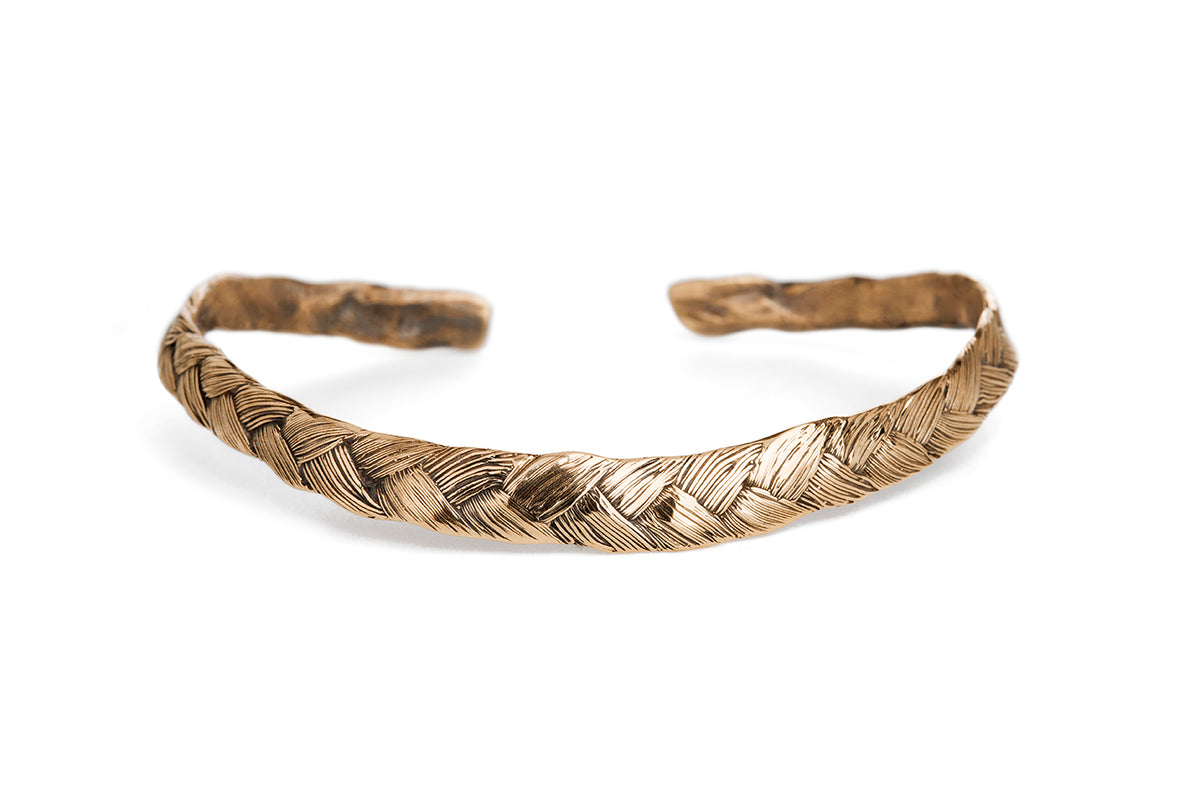 Armband – breið brons flétta